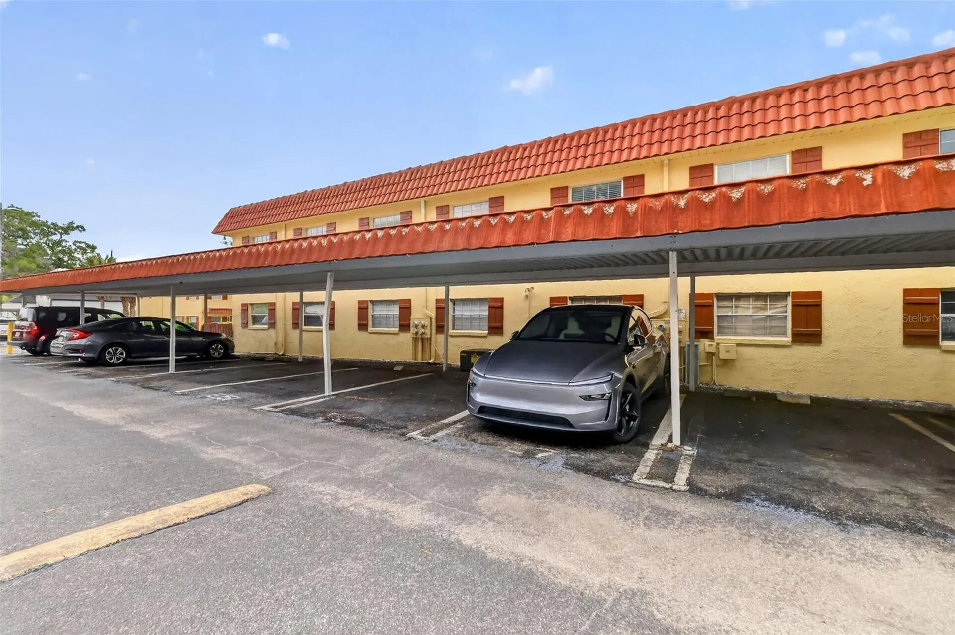 1112 W Main Street Leesburg FL 34748