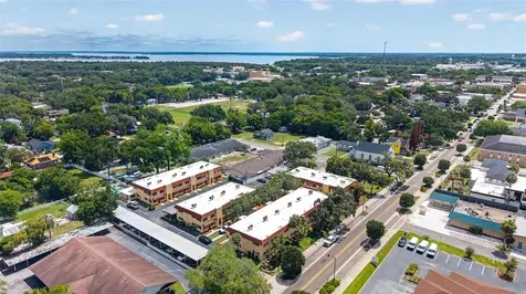 1112 W Main Street Leesburg FL 34748