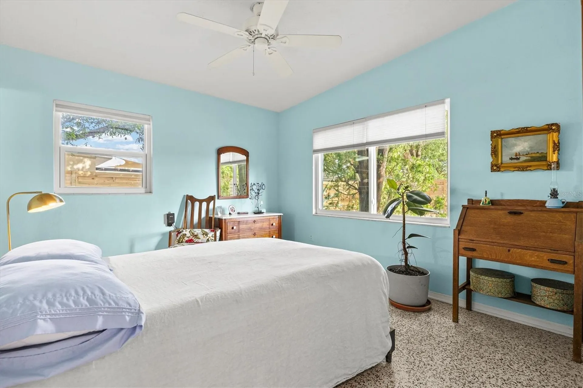 2504 N Radcliffe Place Bradenton FL 34207