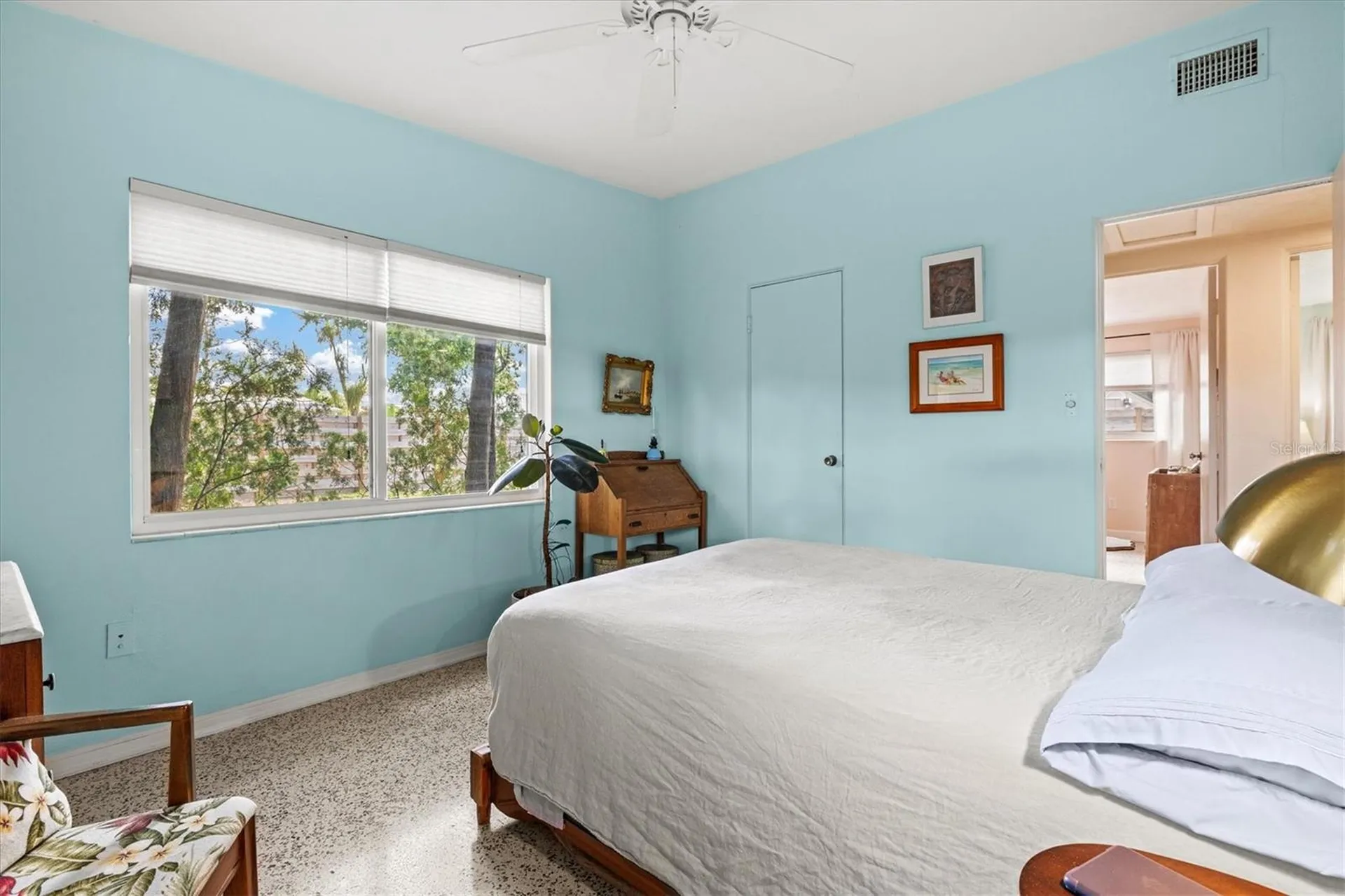 2504 N Radcliffe Place Bradenton FL 34207