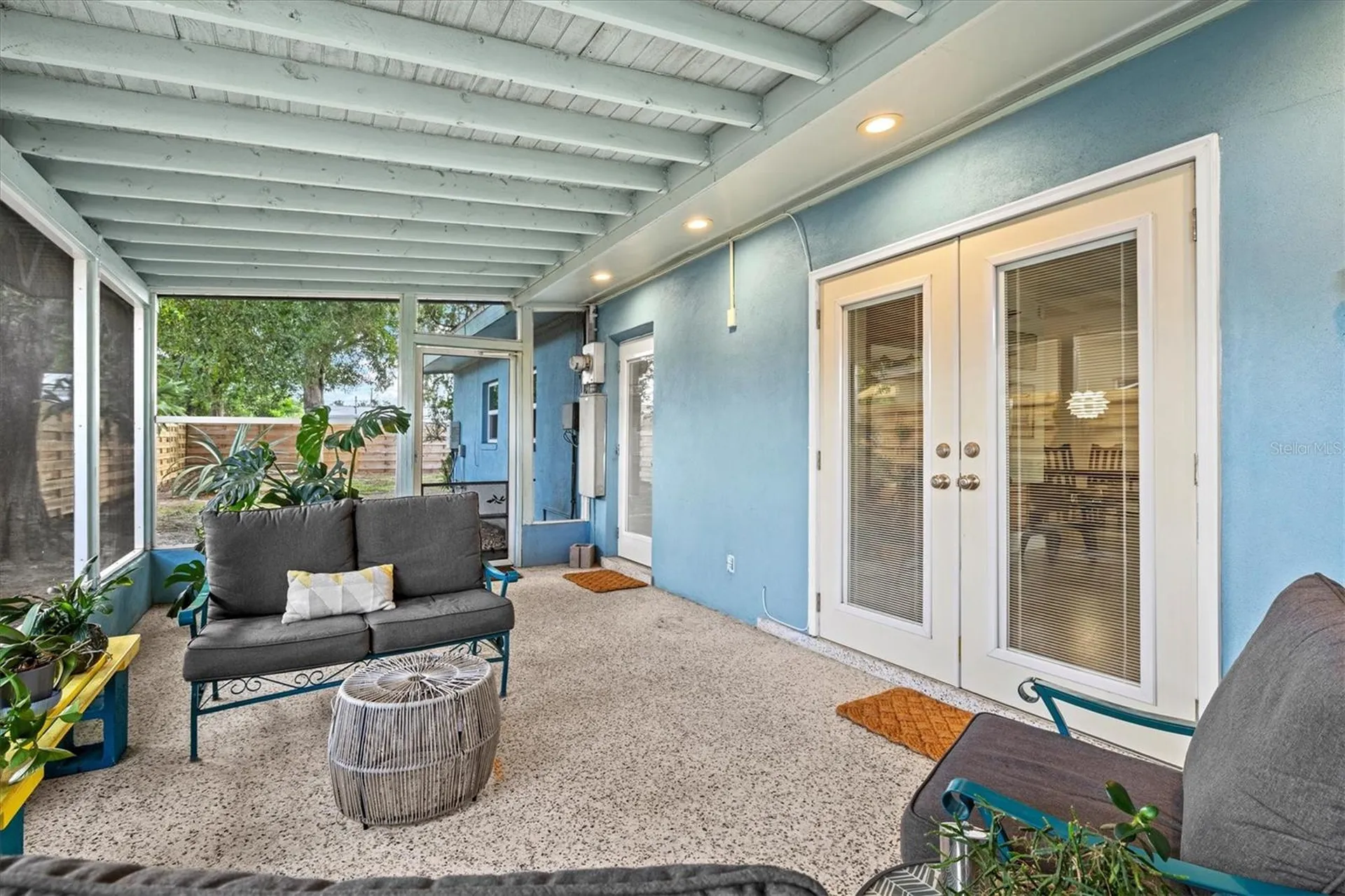 2504 N Radcliffe Place Bradenton FL 34207