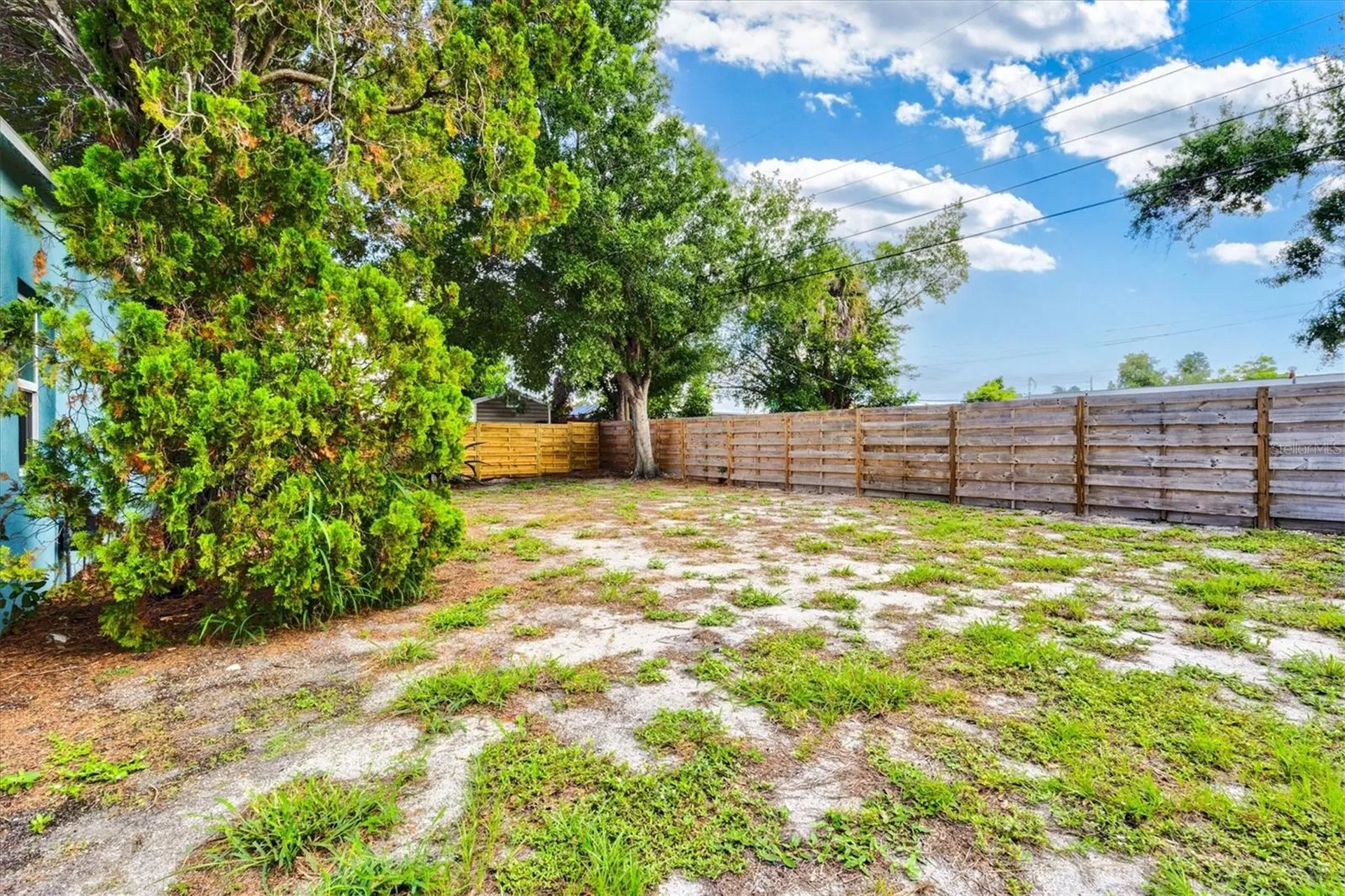 2504 N Radcliffe Place Bradenton FL 34207