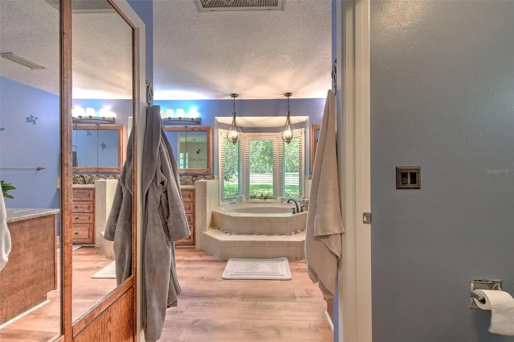 5103 Broken Sound Lane Valrico FL 33596