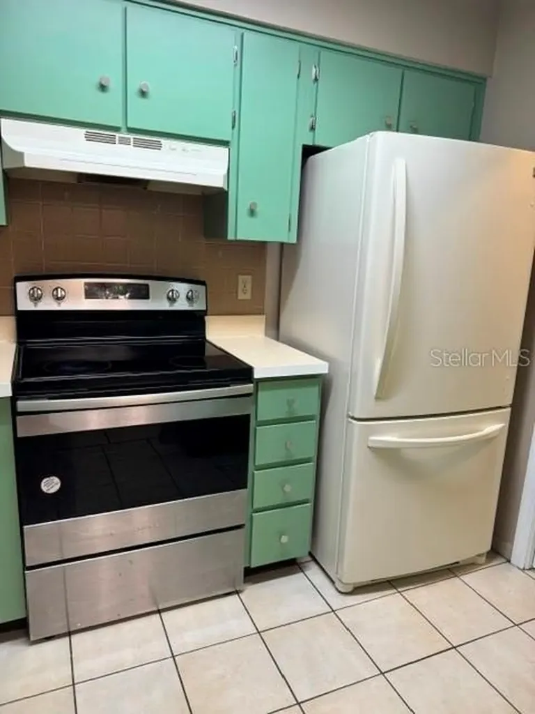 8559 Pilgrim Court New Port Richey FL 34653