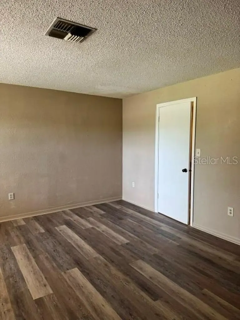 8559 Pilgrim Court New Port Richey FL 34653