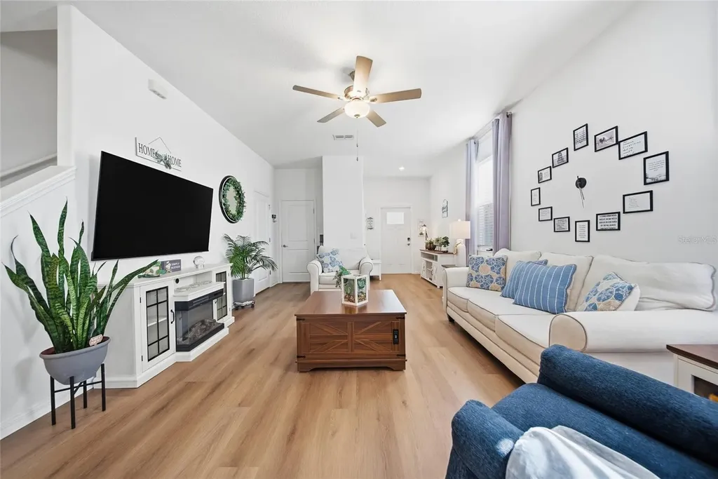 32041 Powderpuff Mimosa Drive San Antonio FL 33576