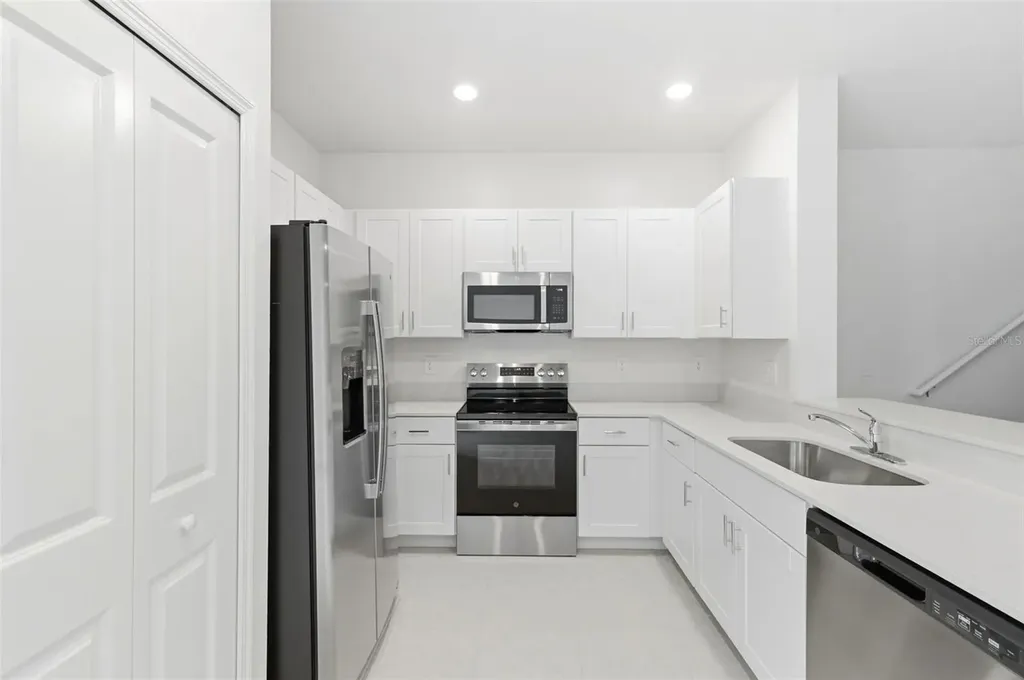 9851 Feaster Drive Wesley Chapel FL 33545