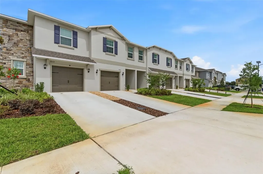 9851 Feaster Drive Wesley Chapel FL 33545