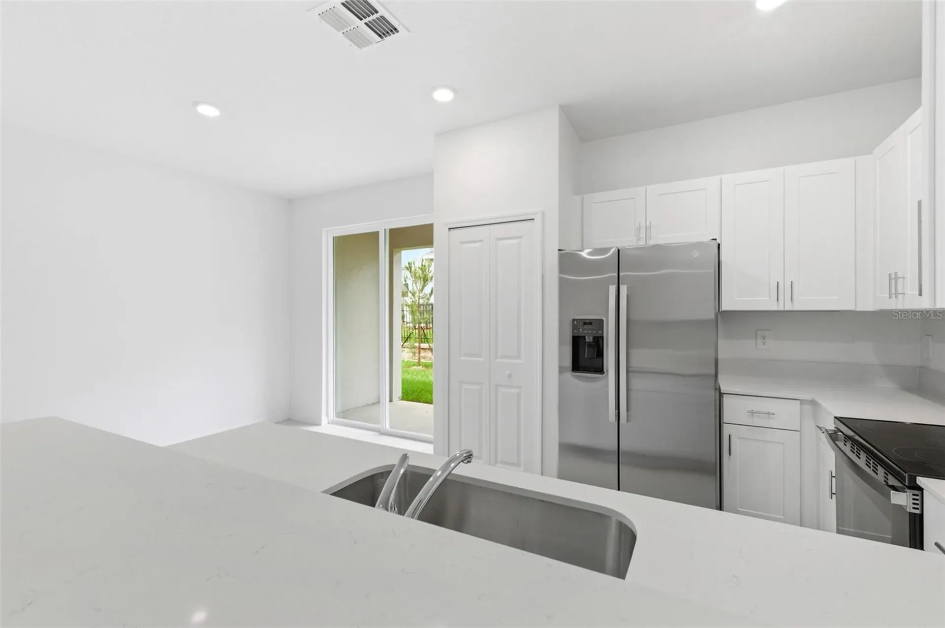 9851 Feaster Drive Wesley Chapel FL 33545