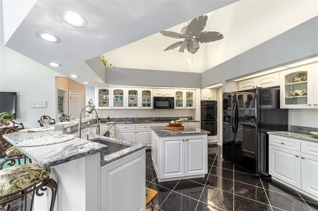 19811 SW 95th Street Dunnellon FL 34432