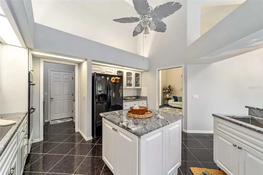 19811 SW 95th Street Dunnellon FL 34432