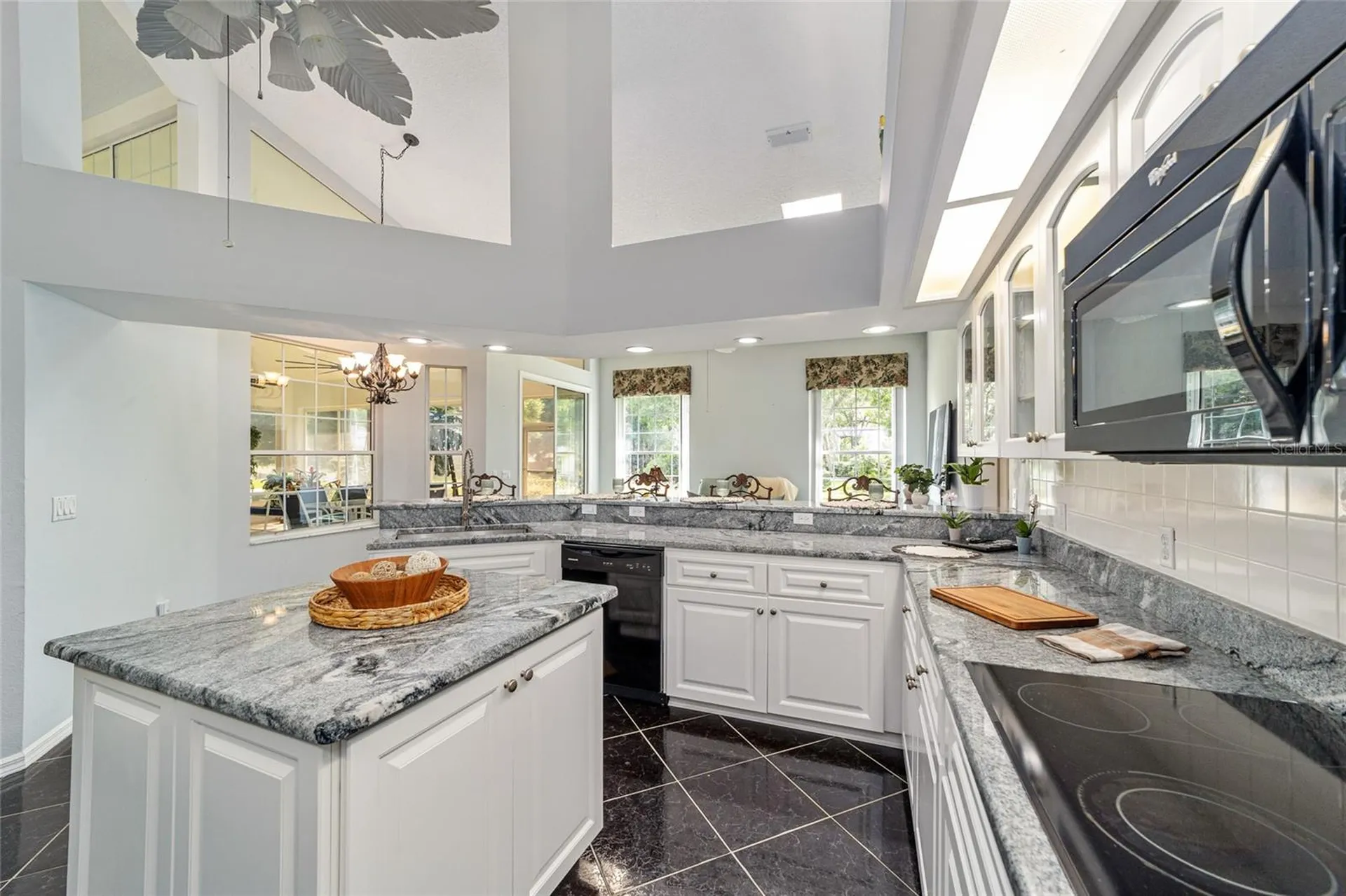19811 SW 95th Street Dunnellon FL 34432