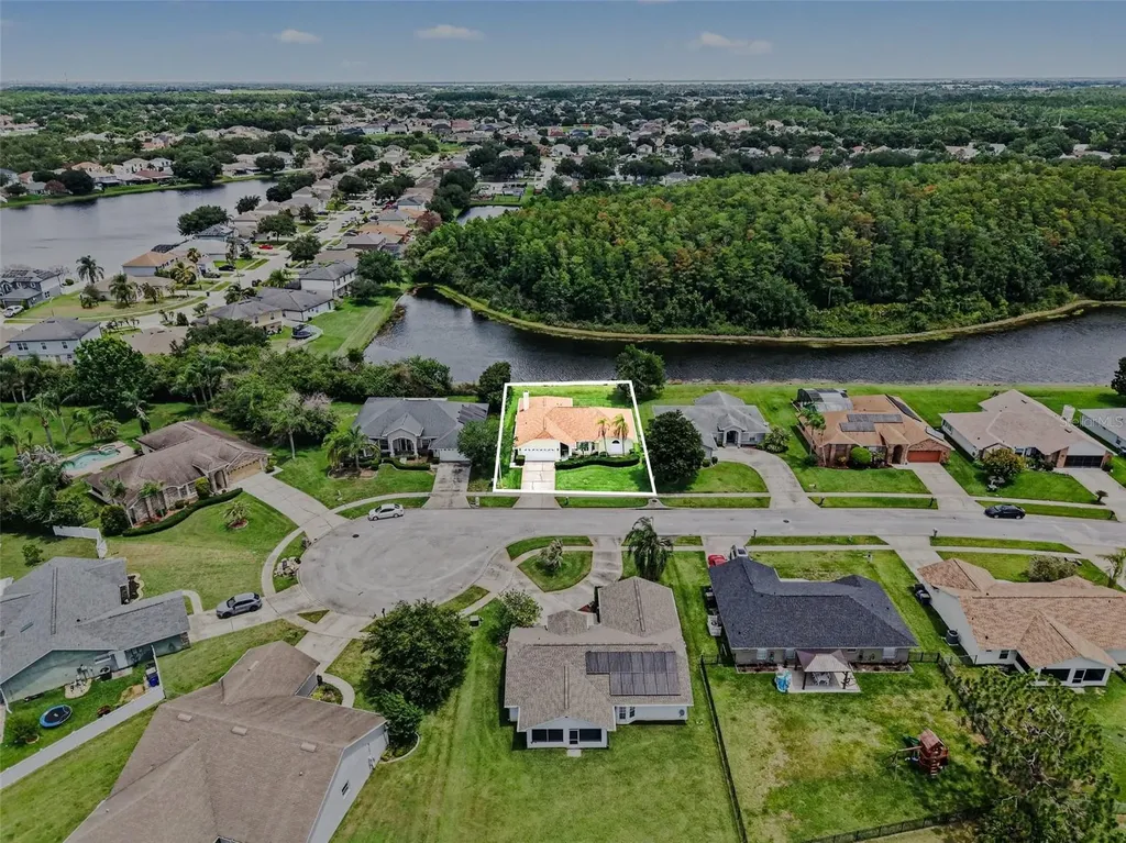 2236 Summer Raye Court St Cloud FL 34772