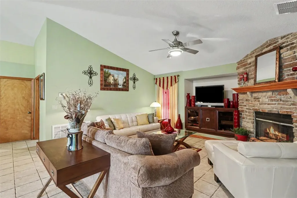 2236 Summer Raye Court St Cloud FL 34772