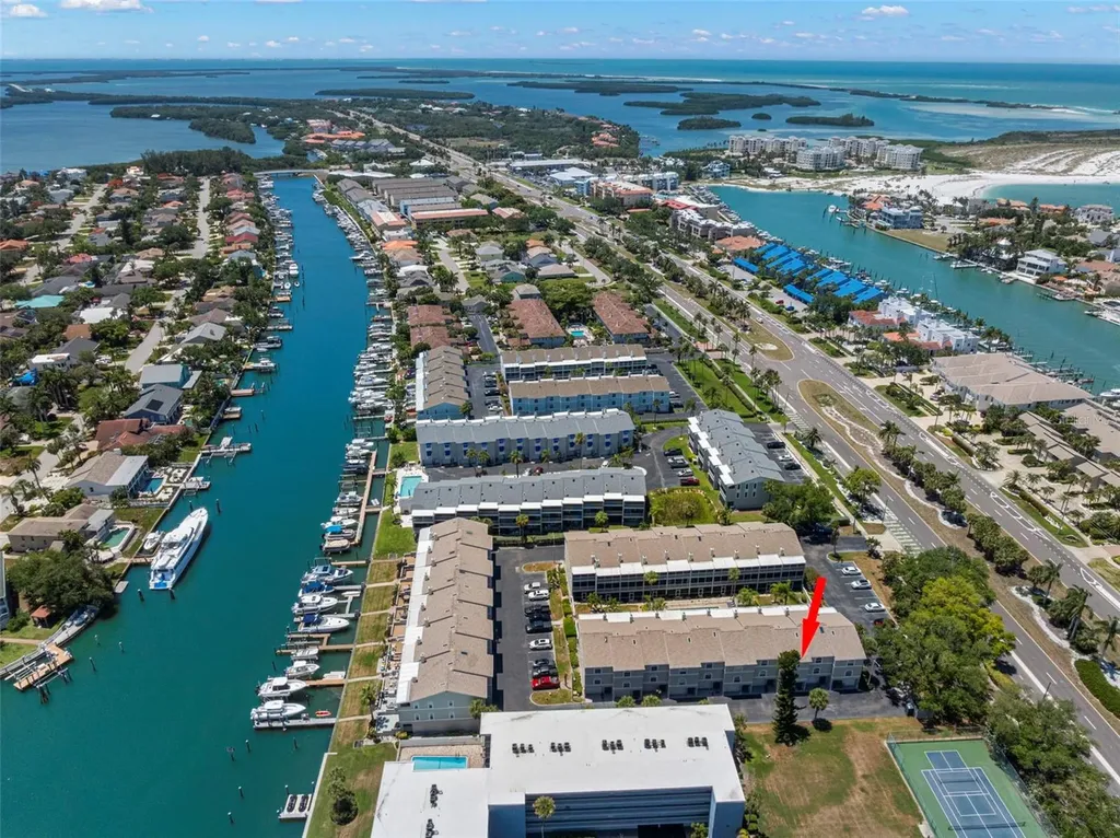 737 Pinellas Bayway S St Petersburg FL 33715