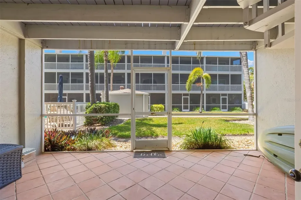 737 Pinellas Bayway S St Petersburg FL 33715