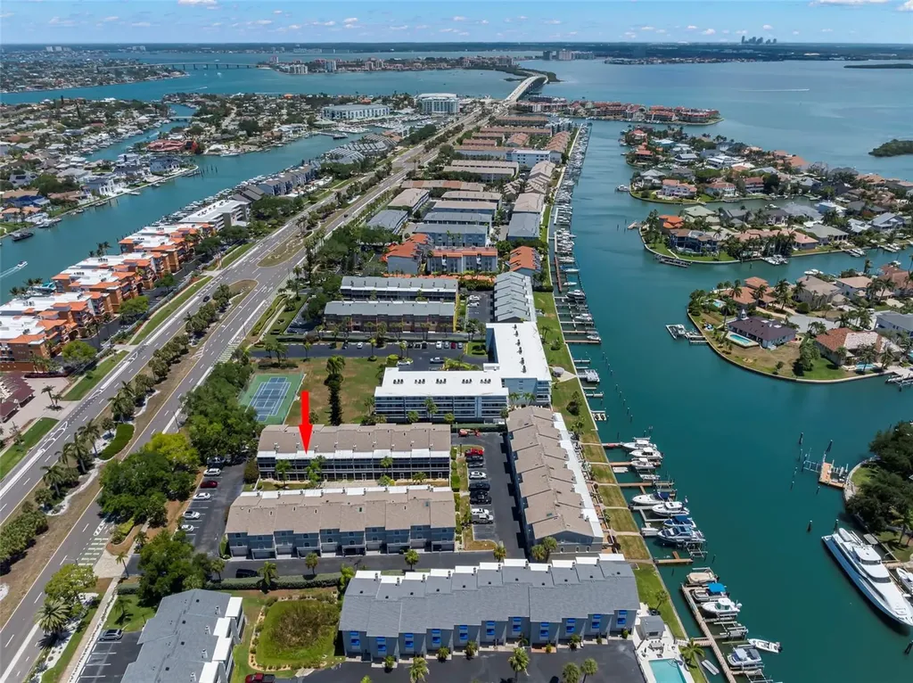 737 Pinellas Bayway S St Petersburg FL 33715