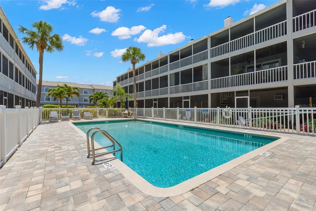 737 Pinellas Bayway S St Petersburg FL 33715