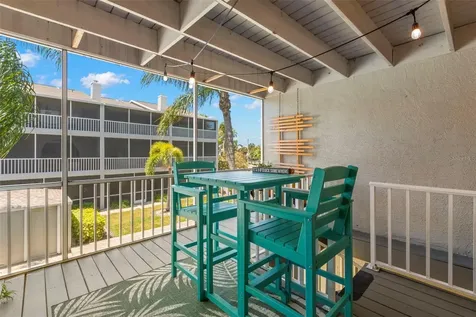 737 Pinellas Bayway S St Petersburg FL 33715