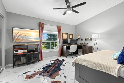 737 Pinellas Bayway S St Petersburg FL 33715