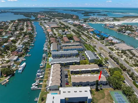 737 Pinellas Bayway S St Petersburg FL 33715