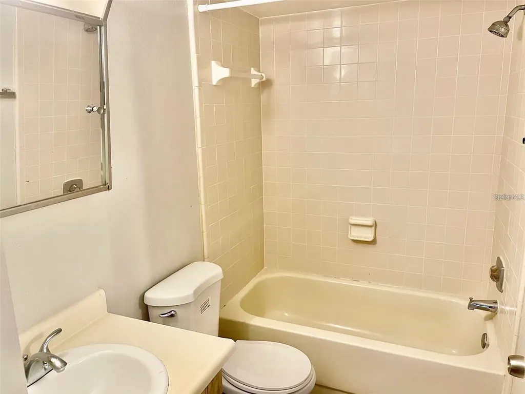 3944 Tumble Wood Trail Tampa FL 33613