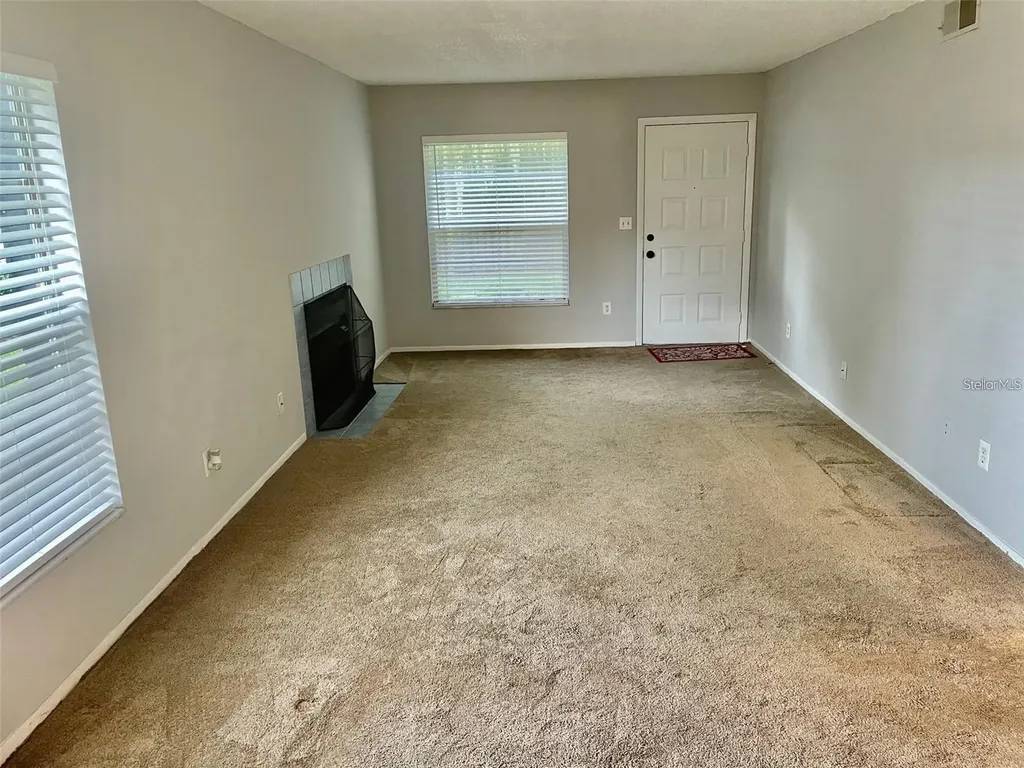 3944 Tumble Wood Trail Tampa FL 33613