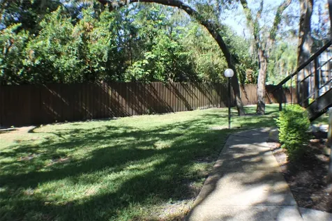 3944 Tumble Wood Tampa FL 33613