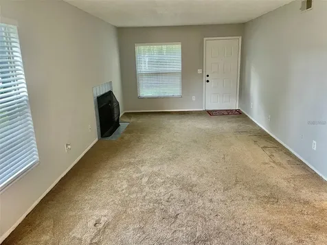 3944 Tumble Wood Tampa FL 33613