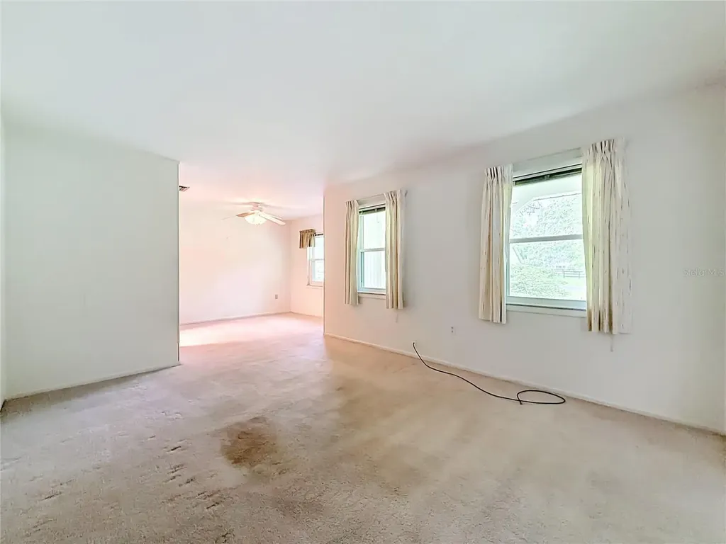 231 SE 52nd Court Ocala FL 34471