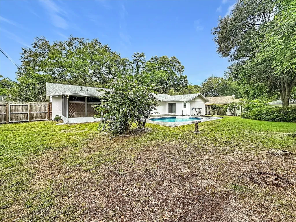 231 SE 52nd Court Ocala FL 34471