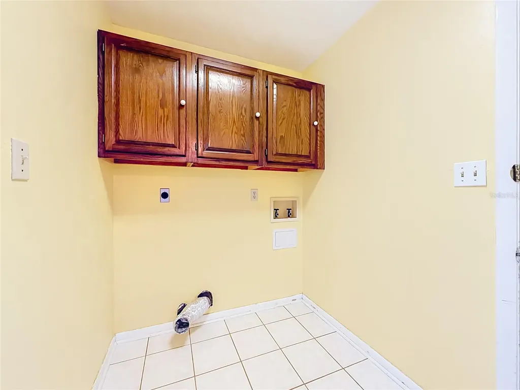 231 SE 52nd Court Ocala FL 34471