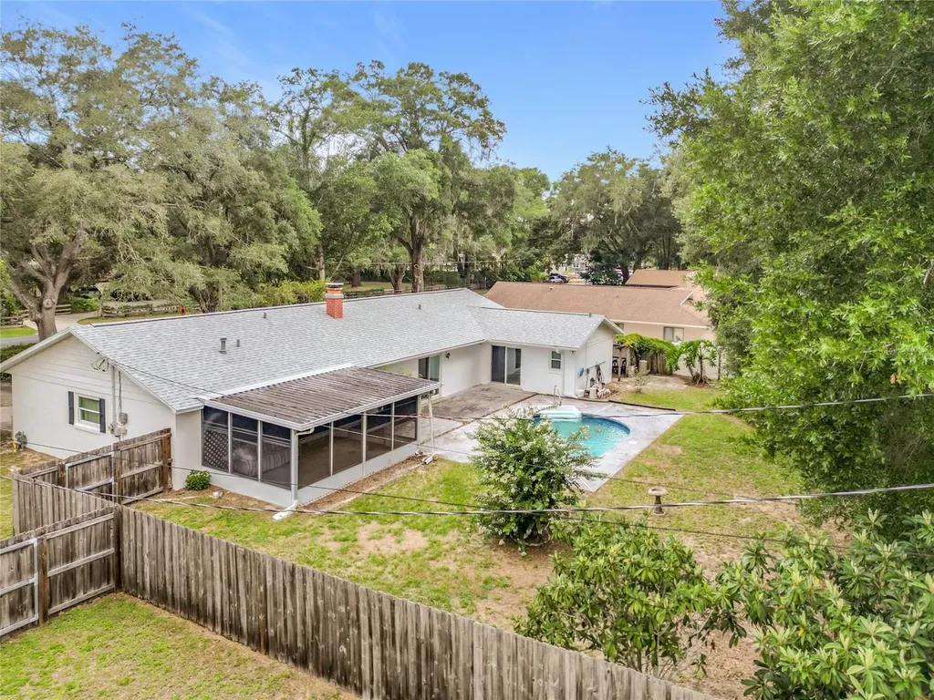 231 SE 52nd Court Ocala FL 34471