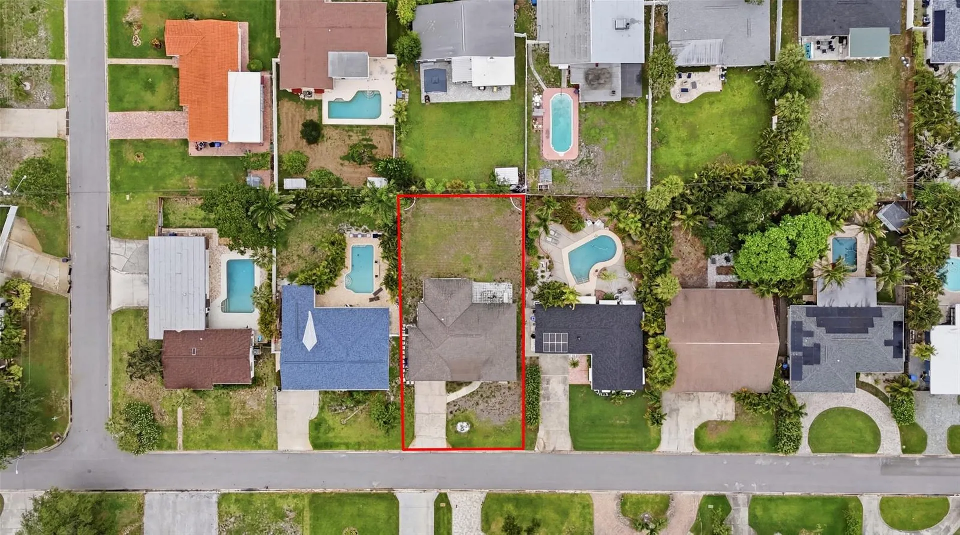 1129 39th Avenue NE St Petersburg FL 33703
