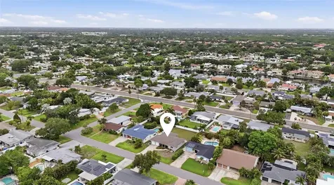 1129 39th Avenue NE St Petersburg FL 33703
