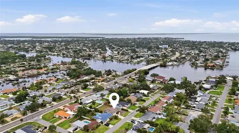 1129 39th Avenue NE St Petersburg FL 33703