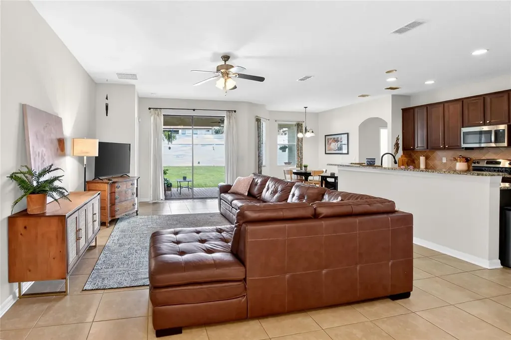 3935 Sunset Lake Drive Lakeland FL 33810