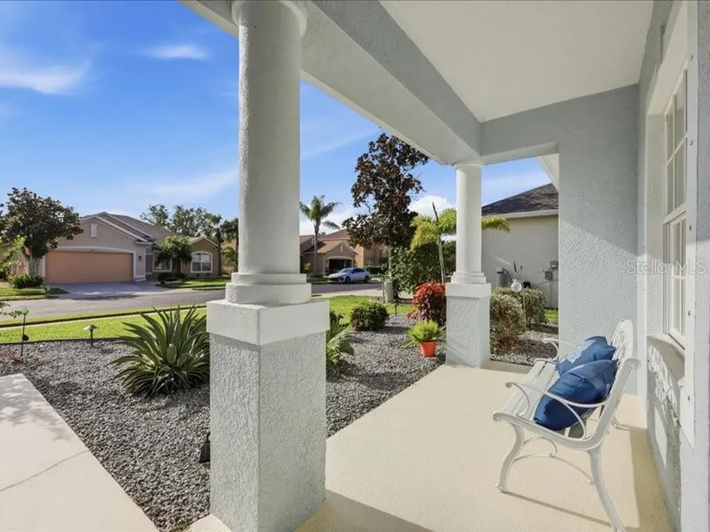 2816 Suncoast Lakes Boulevard Port Charlotte FL 33980
