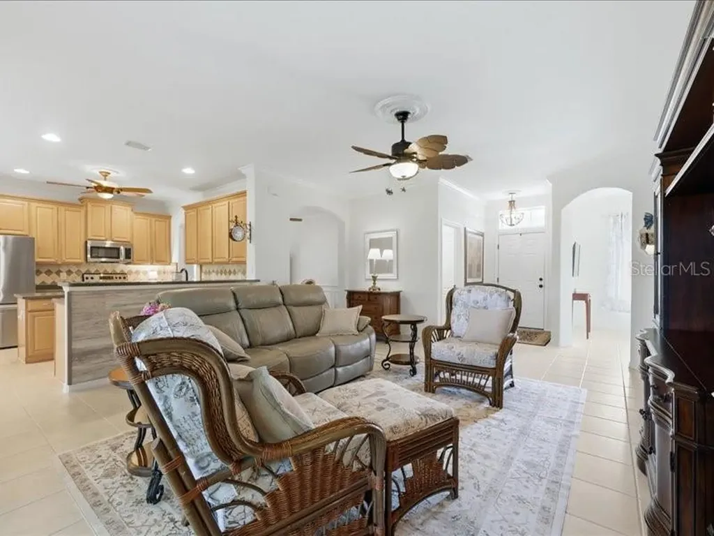 2816 Suncoast Lakes Boulevard Port Charlotte FL 33980