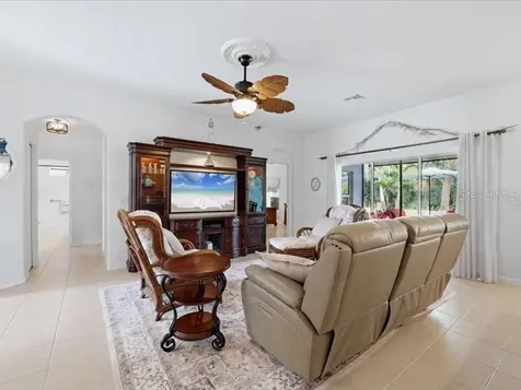 2816 Suncoast Lakes Boulevard Port Charlotte FL 33980
