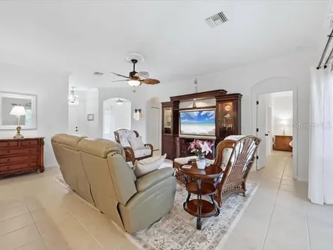 2816 Suncoast Lakes Boulevard Port Charlotte FL 33980