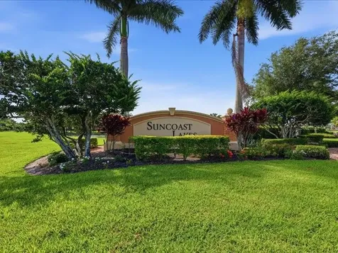 2816 Suncoast Lakes Boulevard Port Charlotte FL 33980