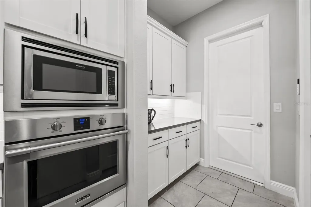 7484 Ripetta Street Sarasota FL 34240
