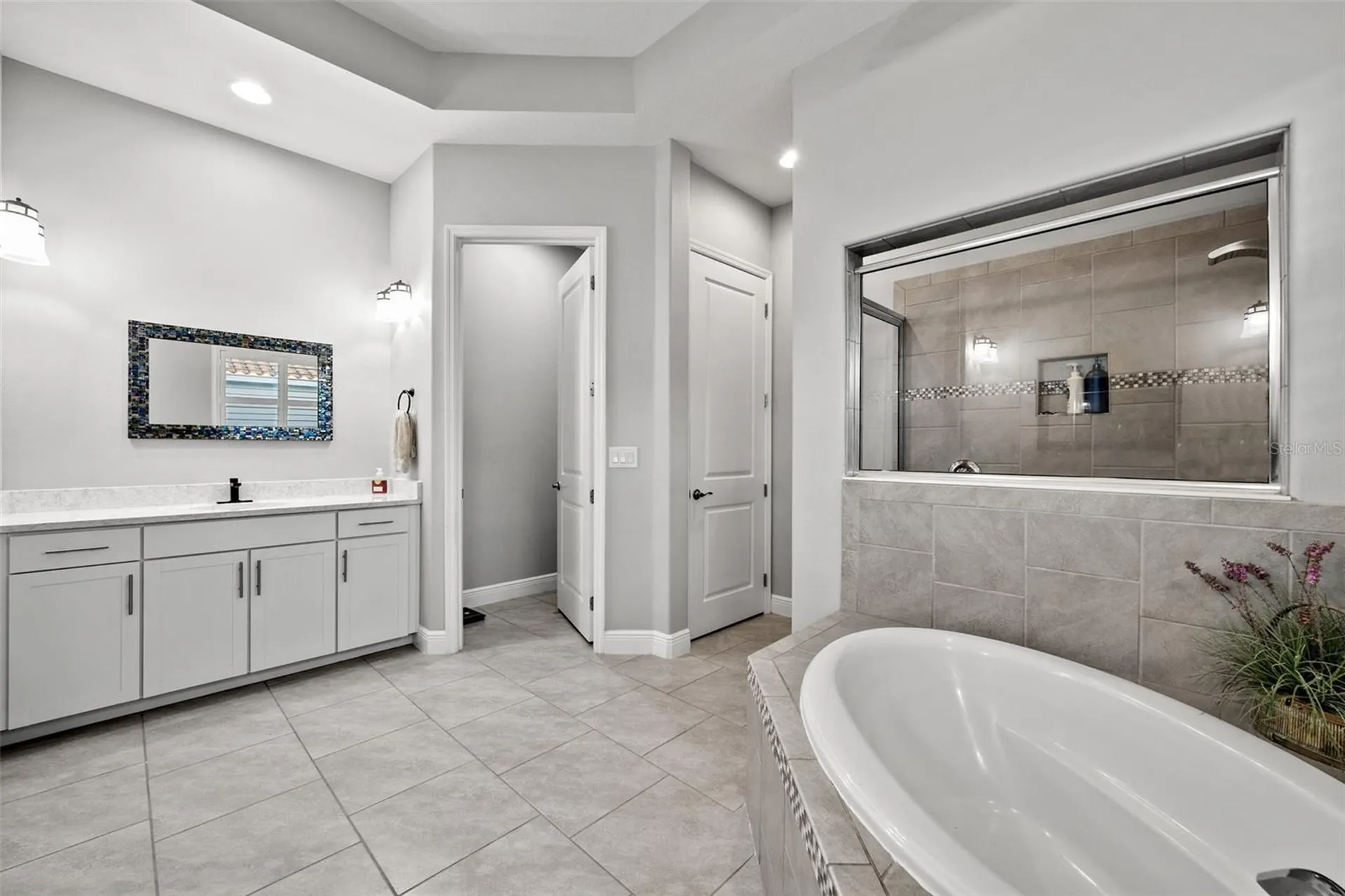 7484 Ripetta Street Sarasota FL 34240