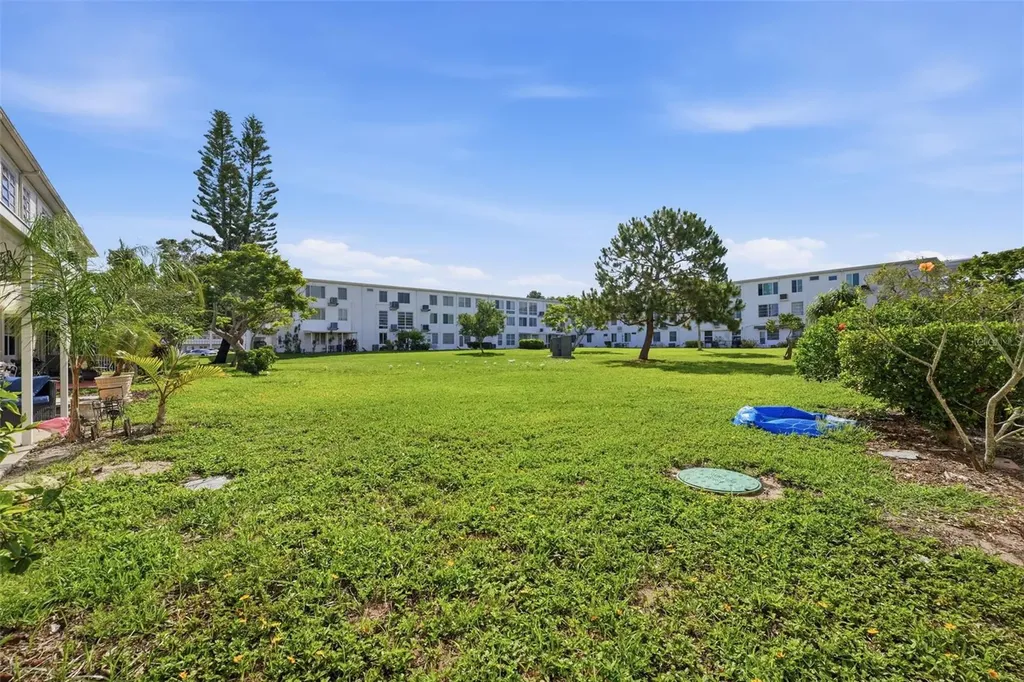 2434 Australia Way E Clearwater FL 33763