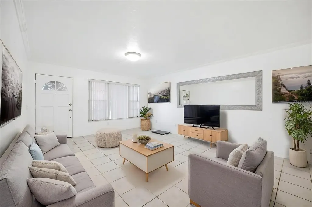 2434 Australia Way E Clearwater FL 33763
