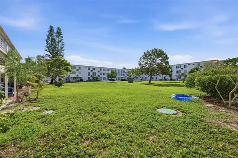 2434 Australia Way E Clearwater FL 33763