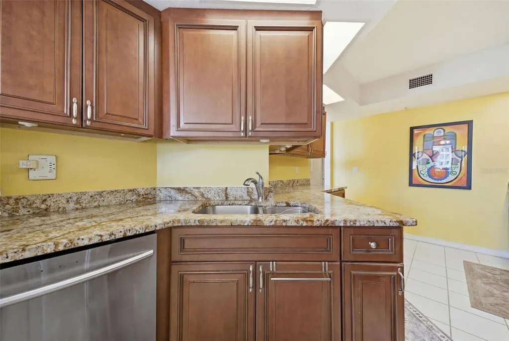 670 Island Way Clearwater Beach FL 33767