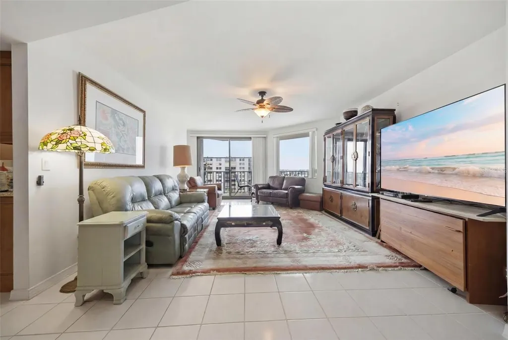 670 Island Way Clearwater Beach FL 33767