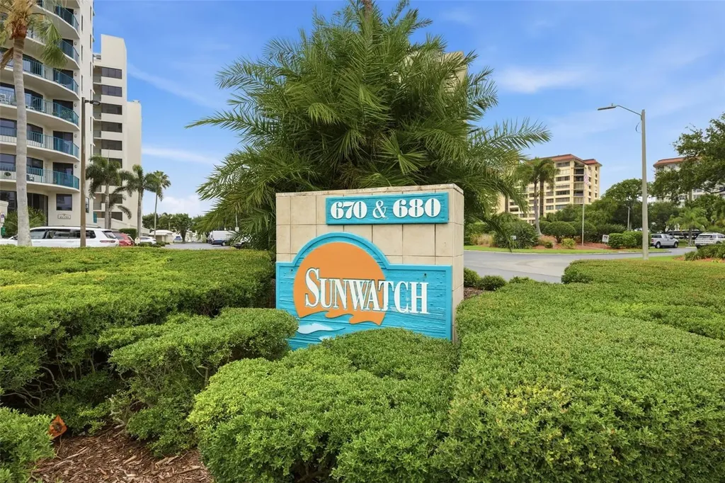 670 Island Way Clearwater Beach FL 33767